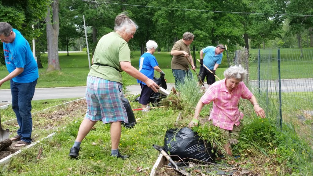Workday at Buley Gardens 5-28-16